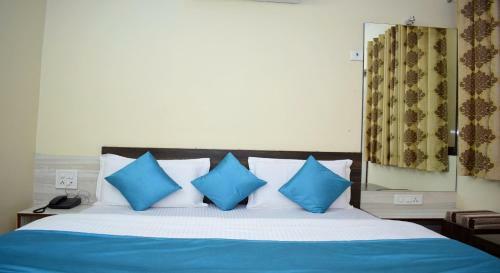 Hotel The Shivansh Inn - Sky Stays