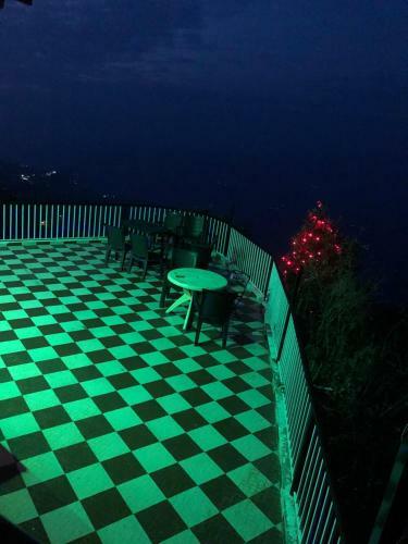 Bed & Breakfast Pushp Home Stay