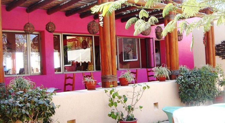 Los Patios Hotel
