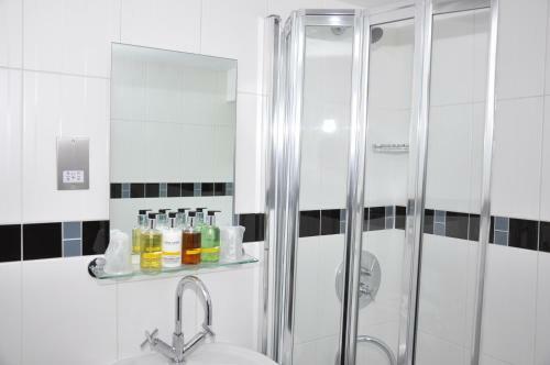 Hostal Savoro Restaurant With Rooms