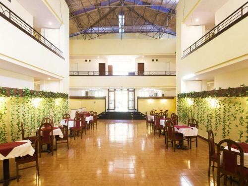 The Dhanhills - A Valley View Hotel In Panchgani