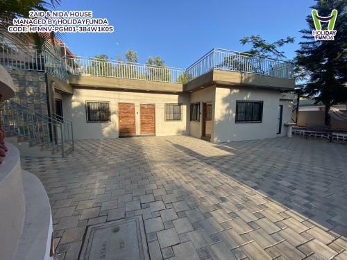 Villa Zaid & Nida House - Holidayfunda Llp