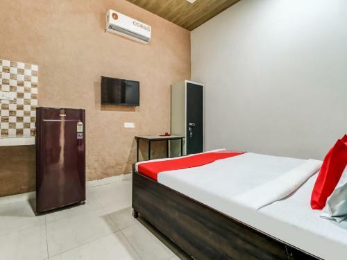 Hotel Oyo 85451 Four Season