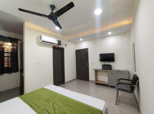Hostal Hotel Aegis Stay