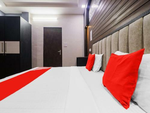 Hotel Oyo 85237 Jannat Paradise Castle