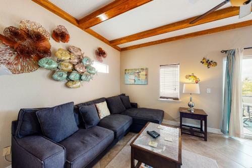 Villa Cool Water Retreat & Dolphin Cove