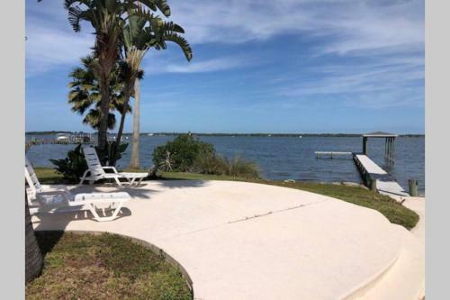 Villa Pineda Palms Estate, 4 Br For 13 Guests