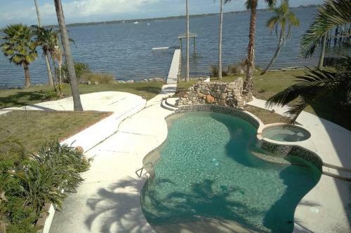Villa Pineda Palms Estate, 4 Br For 13 Guests