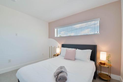 Brand New! 4 Bedroom 2.5 Bath Home Next To Design District