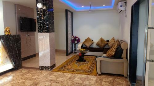 Hotel Blue Bird Nest