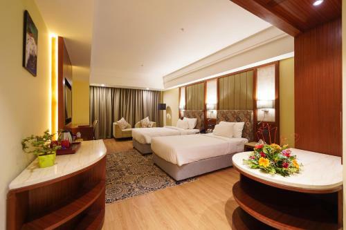 Hotel Babylon Capital