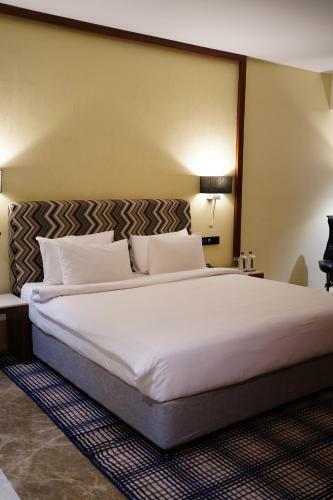 Hotel Babylon Capital