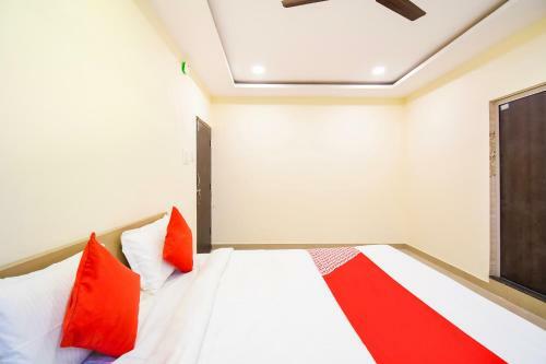 Oyo Flagship 45586 Hotel Airport Inn