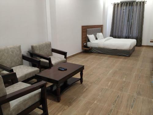 Hotel Global Inn Gold Lucknow