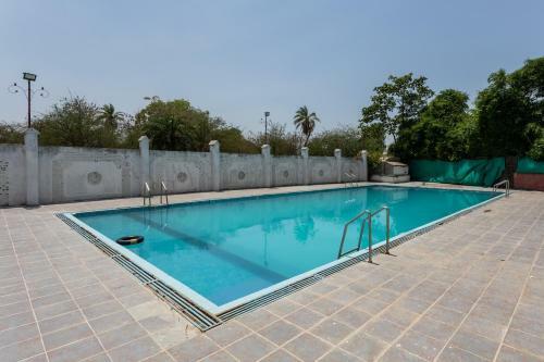 Capital O 5970 Hotel Balaji Central