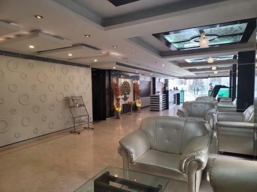 Fabhotel Raj Residency II
