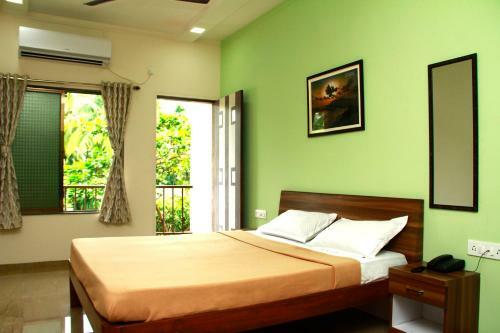 Betel Palm Hotel