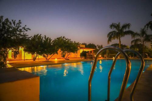 Hotel Ranthambore Tiger Inn Comfort Resort