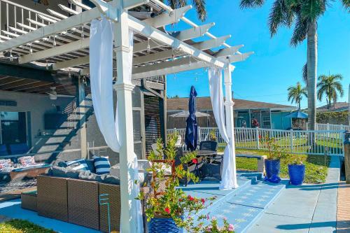 Seabreeze Manor 2