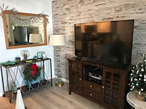 Apartamento Waterfront Condo With Private Dock