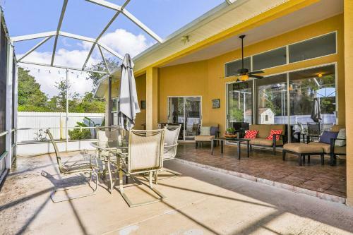Tropical Retreat
