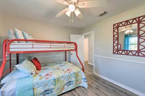 Bright And Chic Pensacola Townhouse With Sunroom!