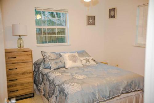 Charming Home With Hot Tub, Minutes From The Beach