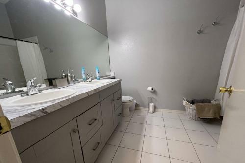 Meadow View On Kennewick Ct - Dog Friendly
