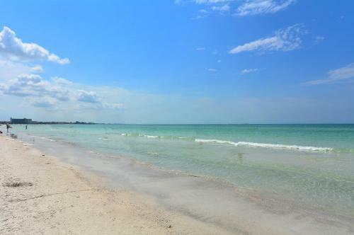Canal 315 - Right In Siesta Key Village!