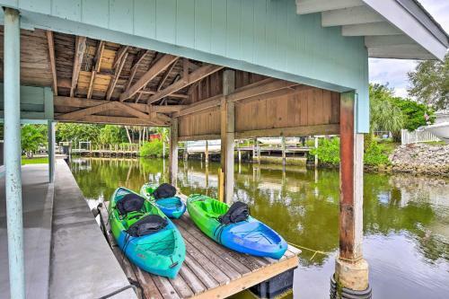 Waterfront Sarasota Estate Dock And Boat Lift!