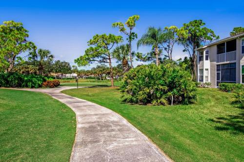 Lakeview Oasis