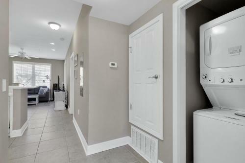 Private Townhouse With Gym Access & Free Dolphin Cruise
