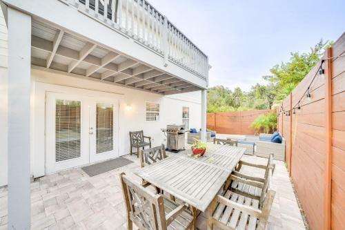 4br House, 2 Blocks From The Beach