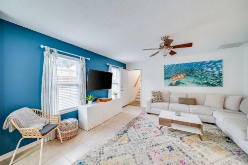 4br House, 2 Blocks From The Beach