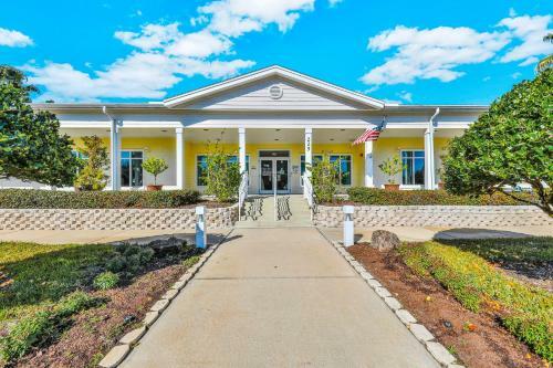 Wooded Crossing Home