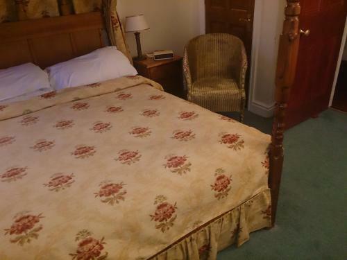 Rose & Crown Hotel