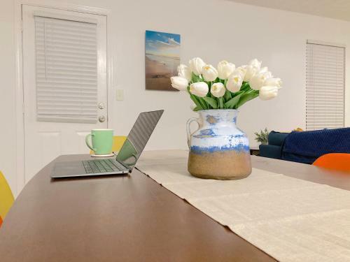 Apartamento Newly Renovated Townhome Close To Everything