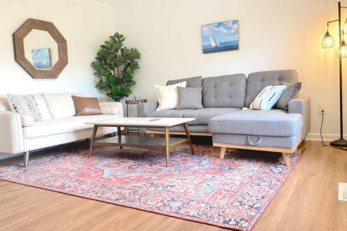 Apartamento Renovated Townhome With Two King Beds & Sep Bath