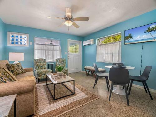 Apartamento Private Madeira Beach Home - Steps Away From John's Pass & Water!