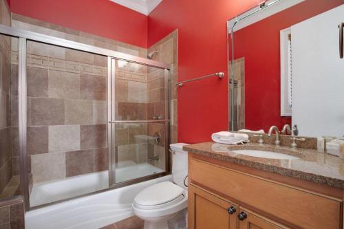 Villa Shell-a-bration - Beautiful Home With Private Pool & Hot Tub!