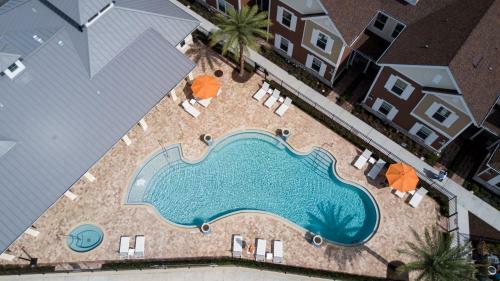 Villa 4 Br 4 Ba Self Check-in Close To Disney Theme Parks