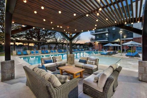 Cozy & Modern Apartment In Midtown Atlanta