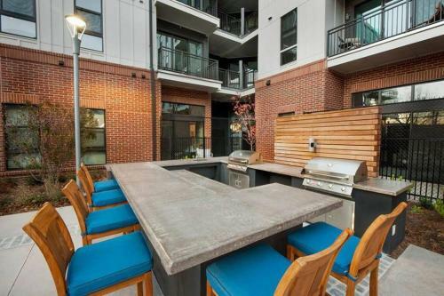 Cozy & Modern Apartment In Midtown Atlanta