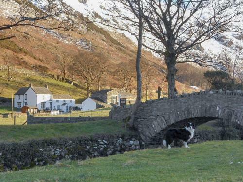 Bram Cragg Barn