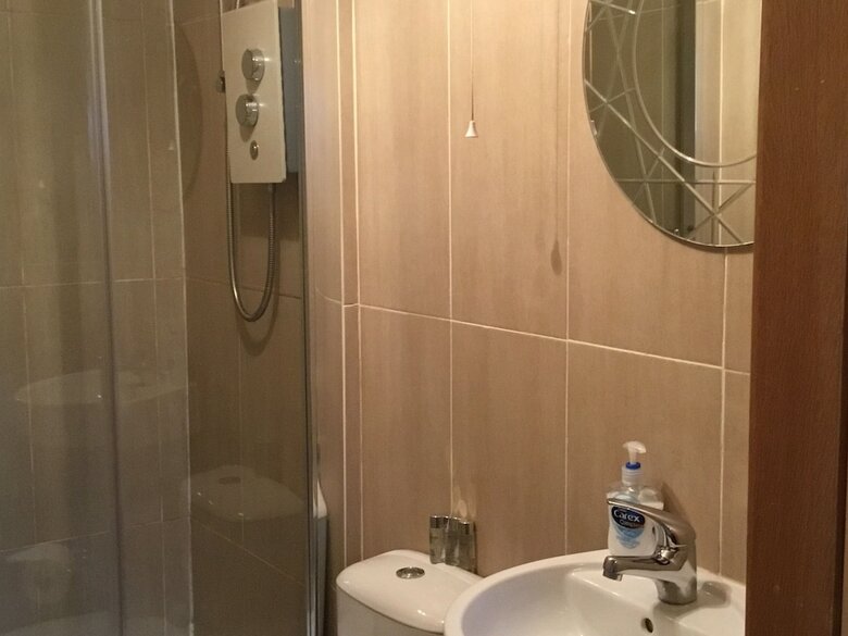 Hostal Lakeview Guest House