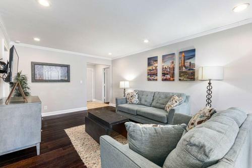 Apartamento 1001 Free Parking, 2 Bd, Modern Dtw, Great Wifi