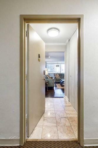 Apartamento 1001 Free Parking, 2 Bd, Modern Dtw, Great Wifi