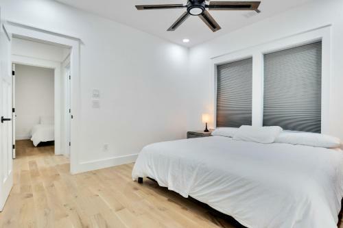 Elegant City Getaway With King Beds And Luxe Bath!