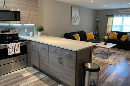 Apartamento Sweet Space Dipped In Honey ~ Atlantic Station!