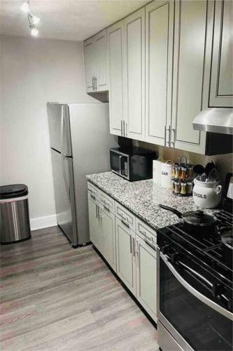 Apartamento Lovely 2b/2b 10mins To Lenox & Perimeter Mall+wifi